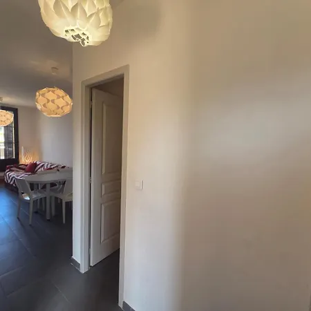 2 Pieces 4 Couchages Appartement *